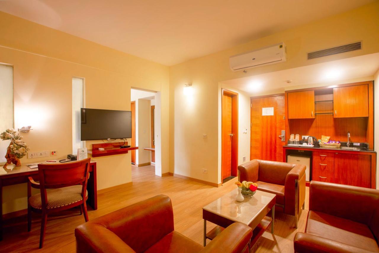 Evoma Hotel Bangalore Buitenkant foto