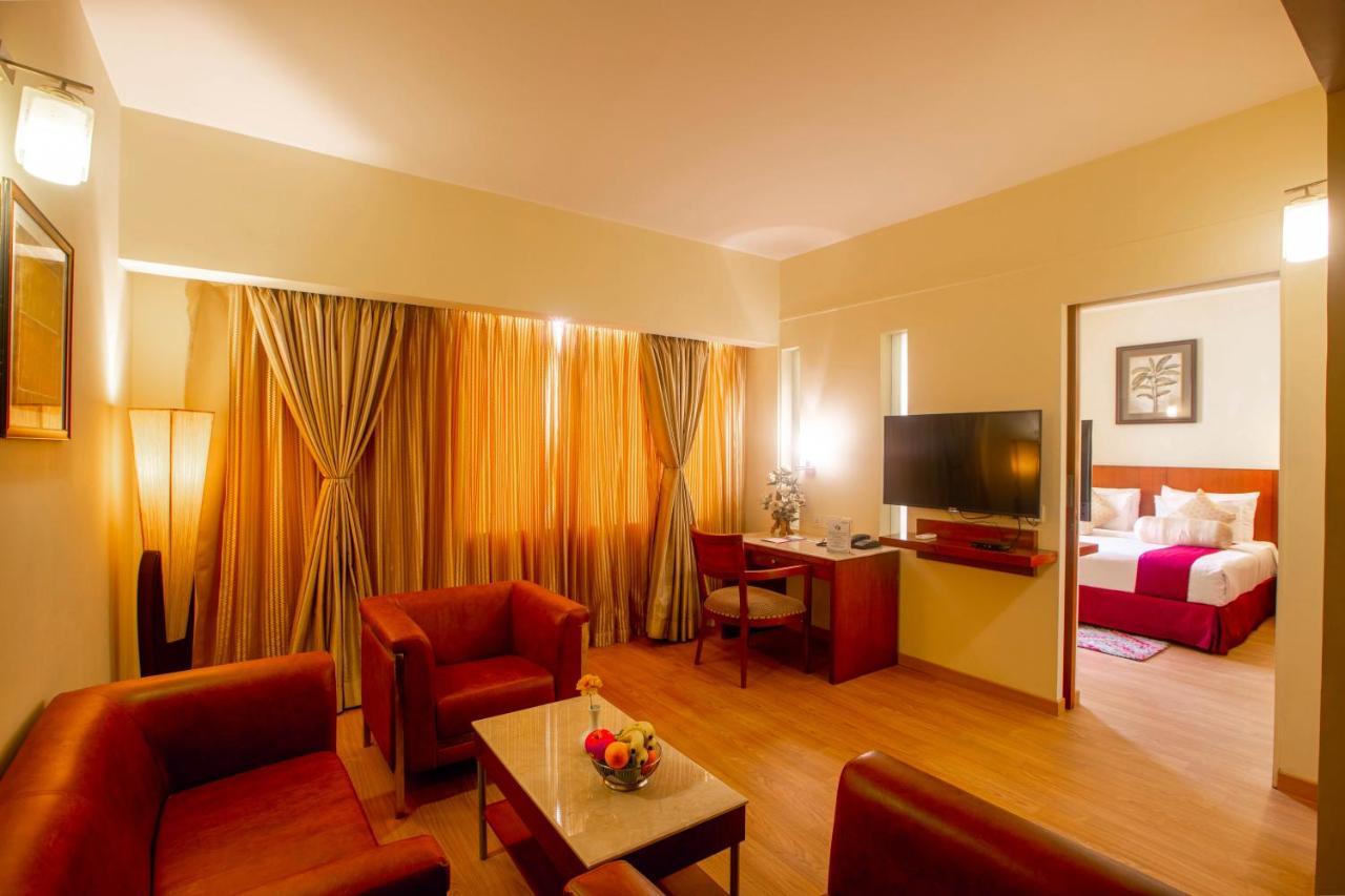 Evoma Hotel Bangalore Buitenkant foto