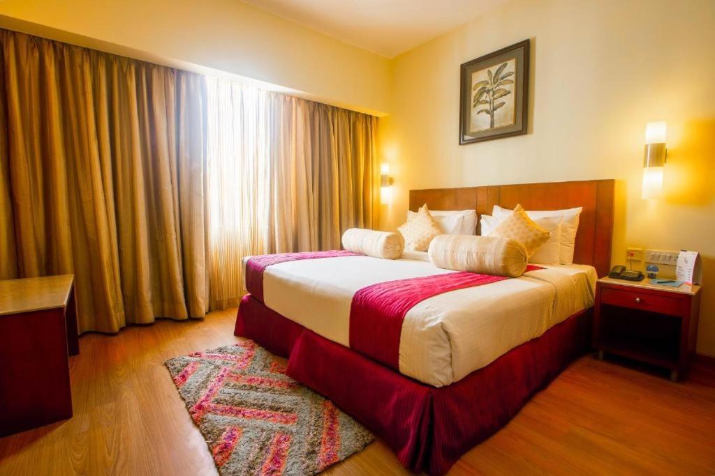 Evoma Hotel Bangalore Buitenkant foto