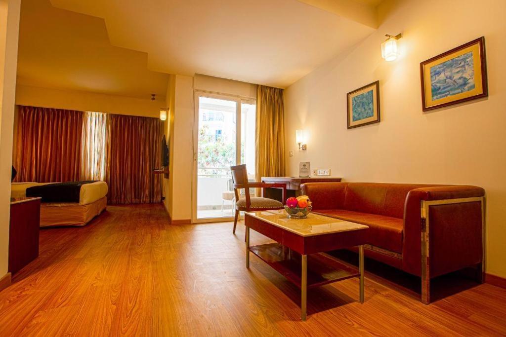 Evoma Hotel Bangalore Buitenkant foto
